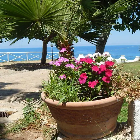 Araba Fenice Apartments